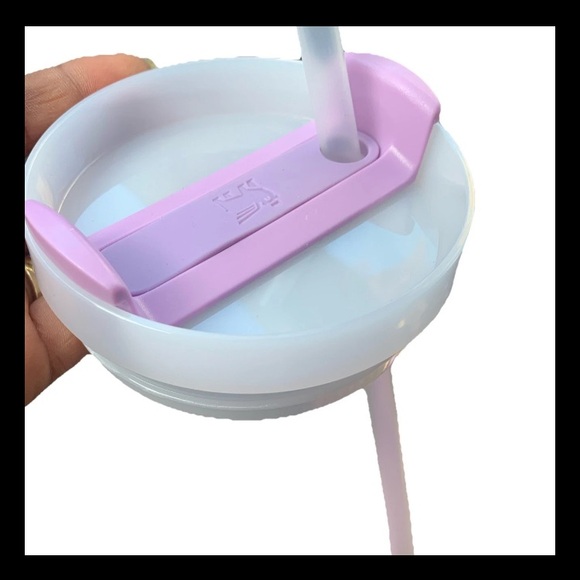 Stanley Lavender Hello Kitty Tumbler 40oz with Lid and Straw - Picture 5 of 7